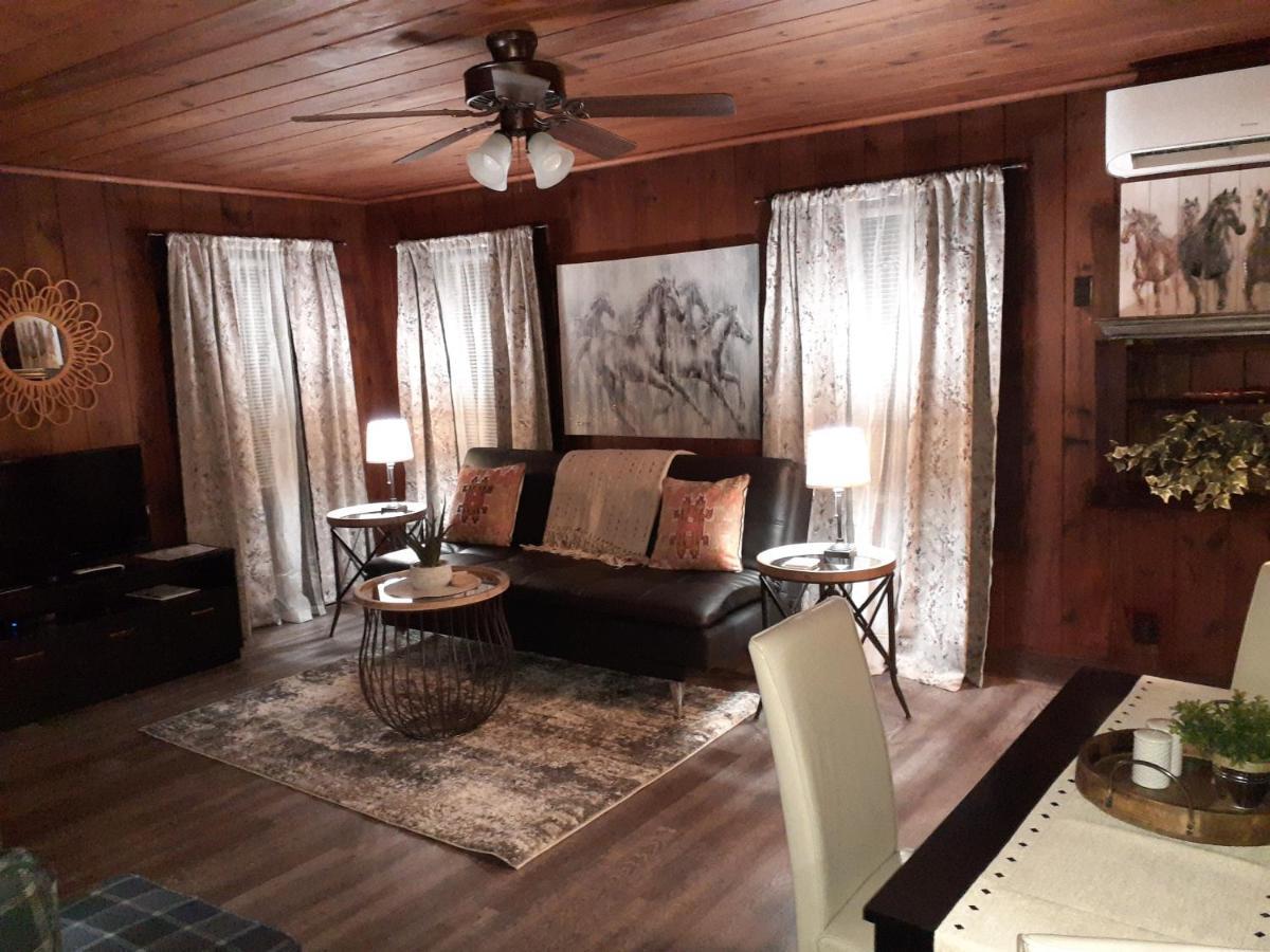 Edgewater Resort Cottage #1 Χοτ Σπρινγκς Εξωτερικό φωτογραφία