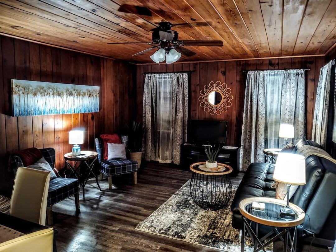 Edgewater Resort Cottage #1 Χοτ Σπρινγκς Εξωτερικό φωτογραφία
