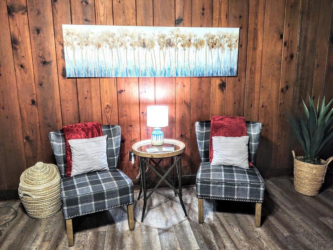 Edgewater Resort Cottage #1 Χοτ Σπρινγκς Εξωτερικό φωτογραφία