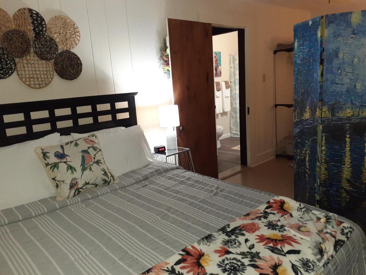 Edgewater Resort Cottage #1 Χοτ Σπρινγκς Εξωτερικό φωτογραφία